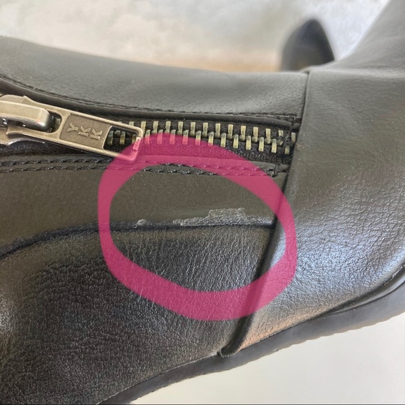 BareTraps Black Faux Leather Keyln Zip Booties - Picture 9 of 11